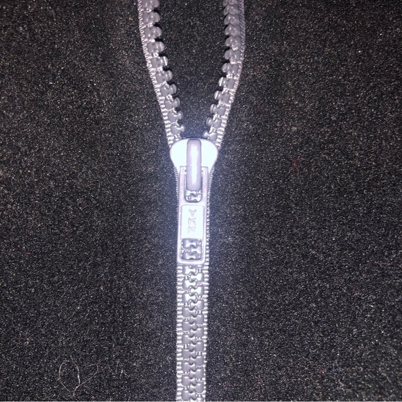 Y2K GAP Fleece Black Zip up Vest with Pockets and hood Size Medium - Picture 6 of 10